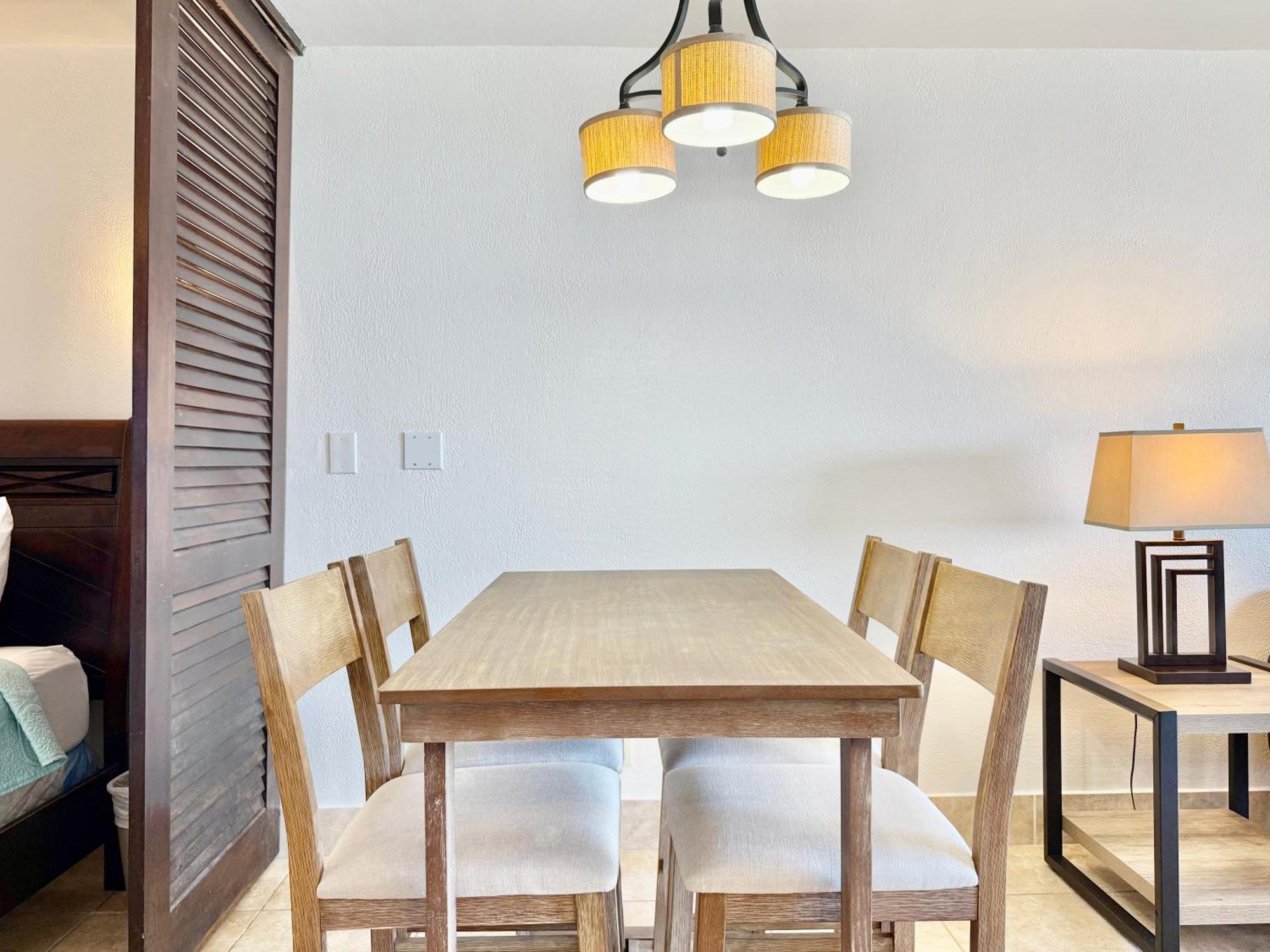 Sapphire Beach Beachfront Condo Free Wi - Fi! - Save! East End  Bagian luar foto